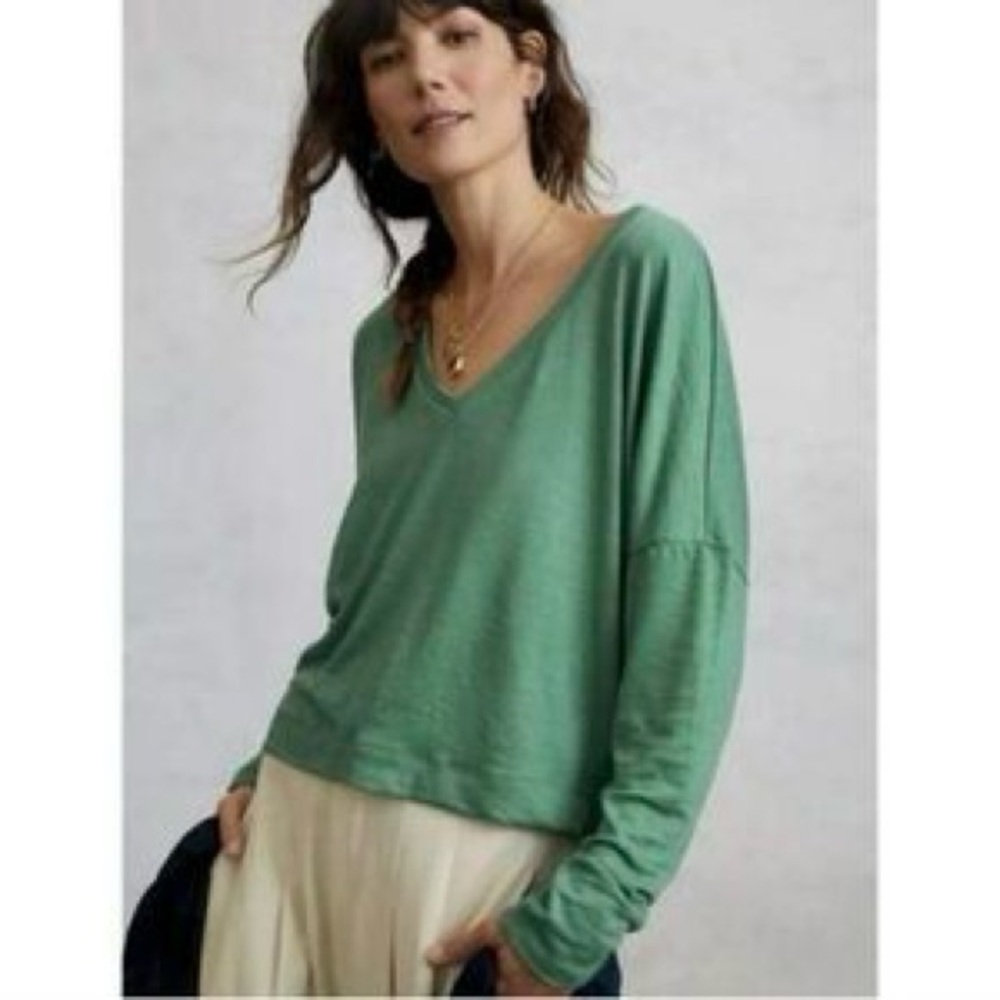 By Anthropologie Women’s Green V-Neck Long Sleeve Top Size Medium